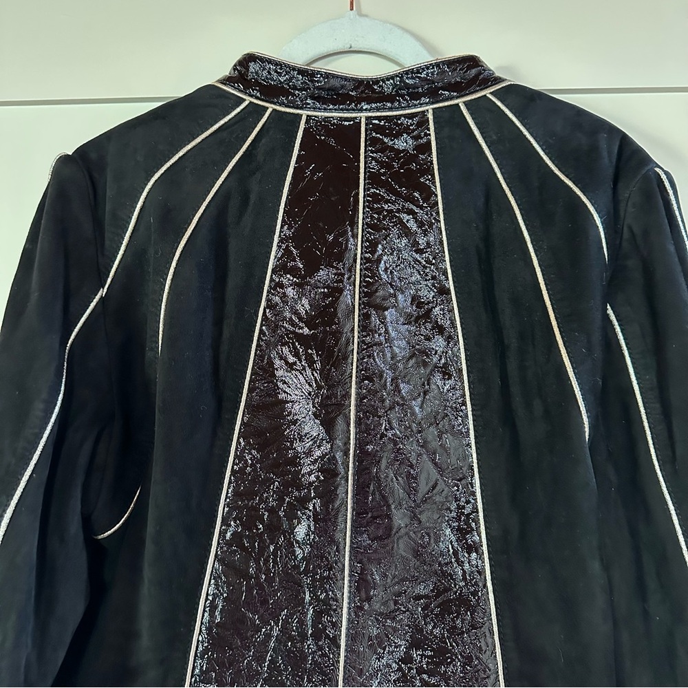 7 For All Mankind Black and White Leather Jacket with Architectural Stitching - Picture 10 of 14